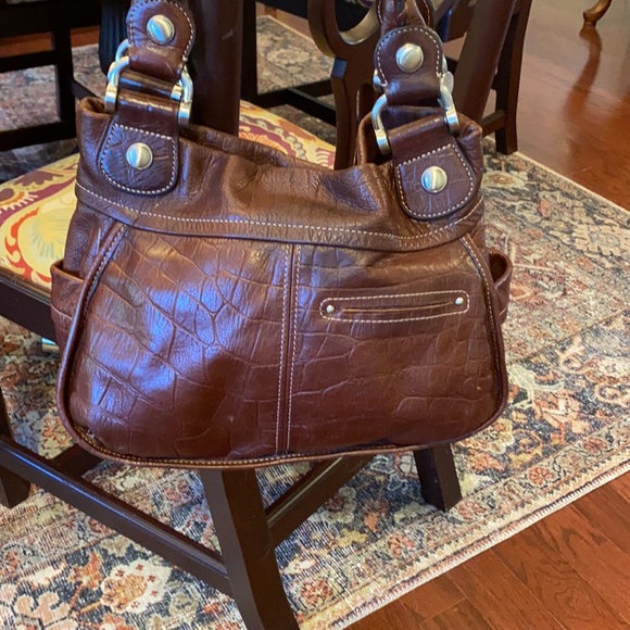 B. Makowsky woman’s purse - Picture 2 of 9